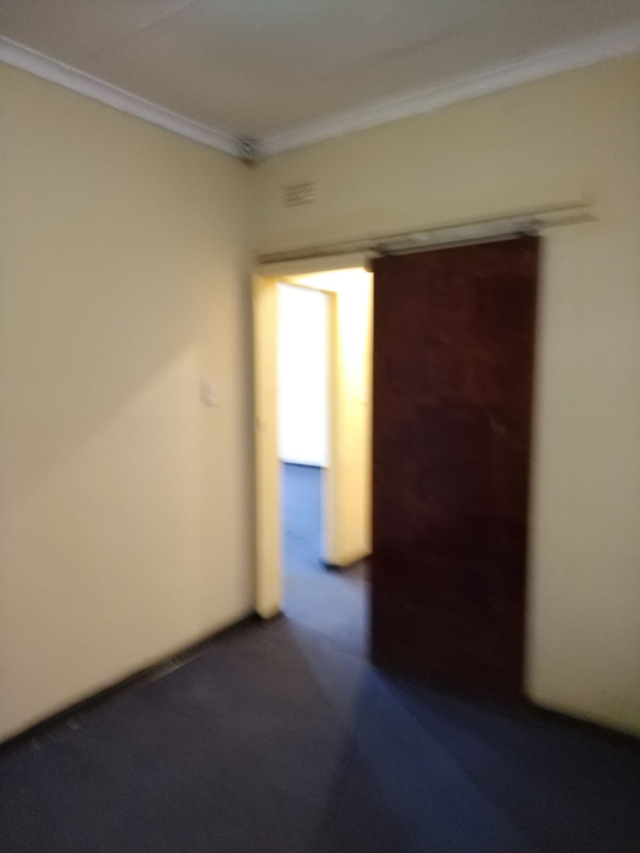 2 Bedroom Property for Sale in Rustenburg Central North West